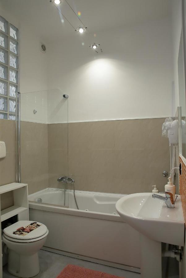 Savoia International_Lt_Bari Stazione Hotel Exterior photo